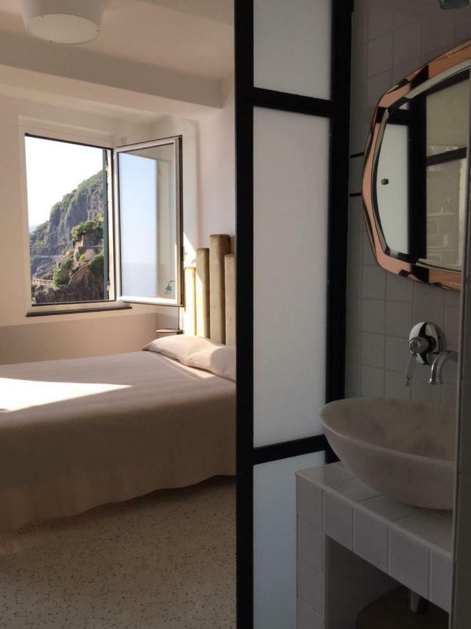 Agave Room Rental Riomaggiore Eksteriør billede
