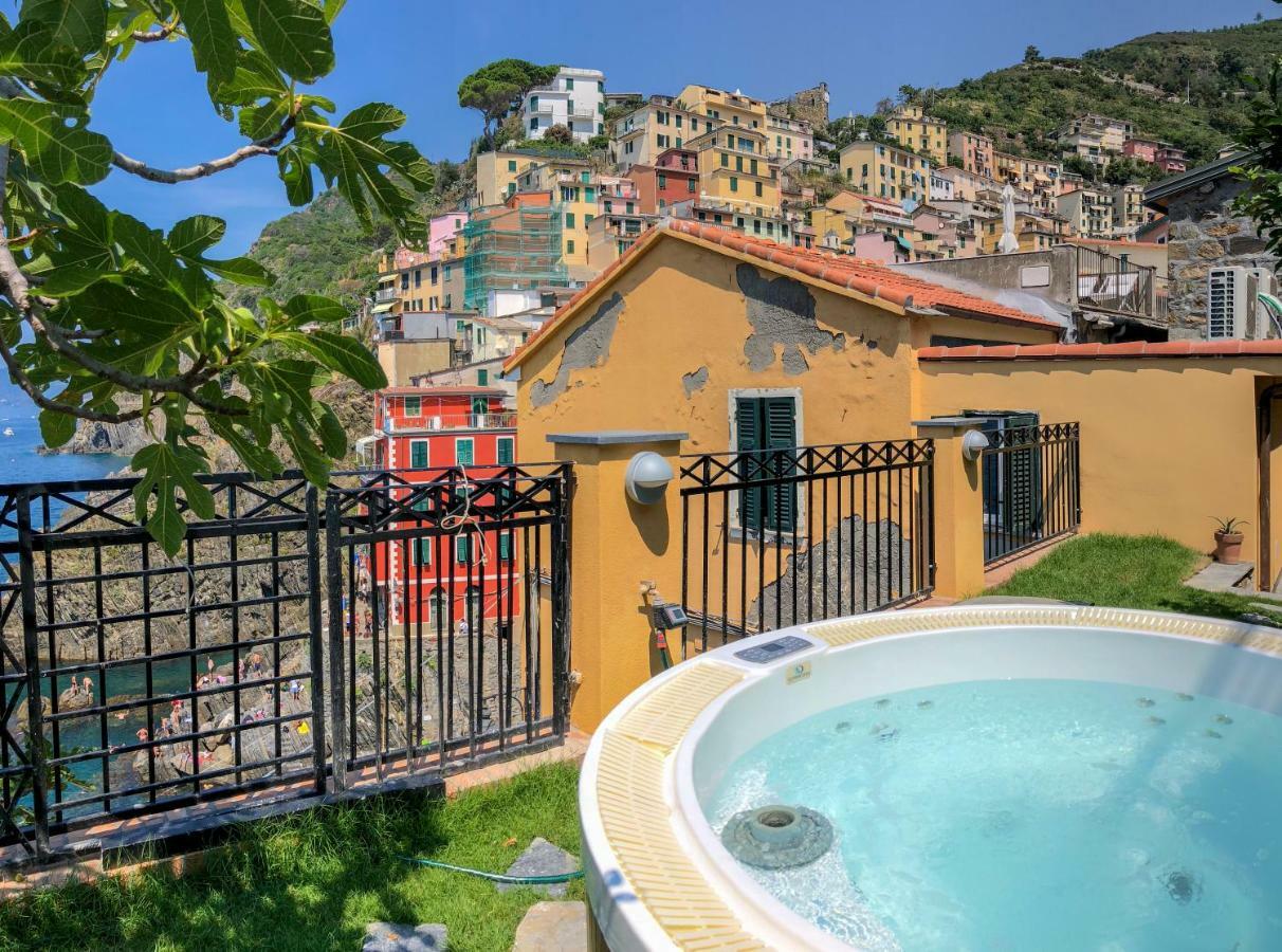 Agave Room Rental Riomaggiore Eksteriør billede